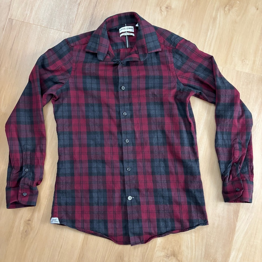 Crosby & Howard Men’s Long Sleeve Small‎ Button Down Shirt Red Plaid RN 58909